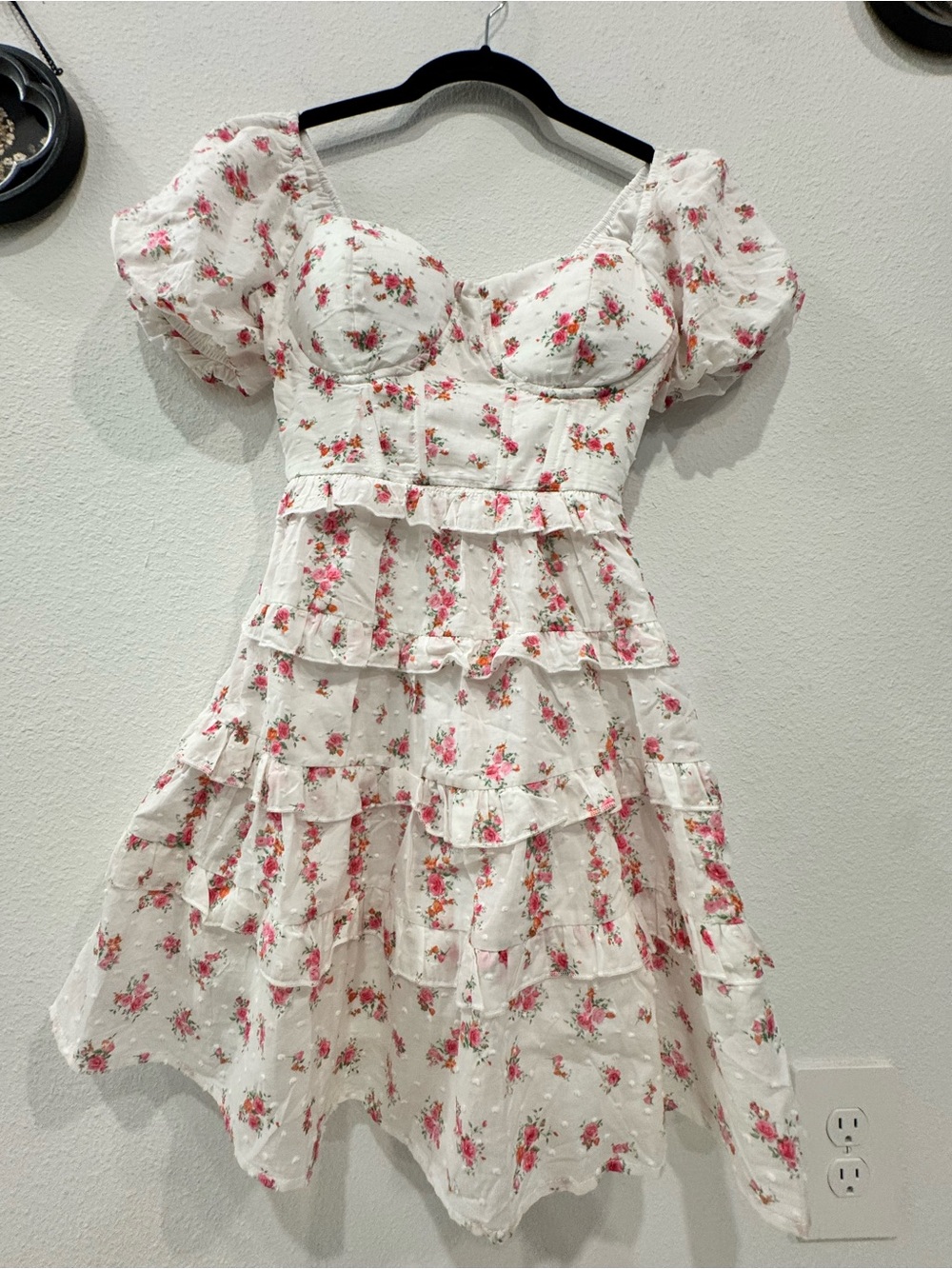 Thirty Thirty brand Women’s White Floral Puff-Sleeve Tiered Dress size XS